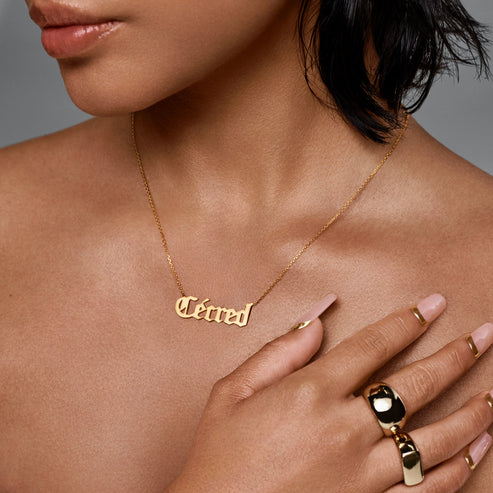 14K Gold Nameplate Necklace Cécred