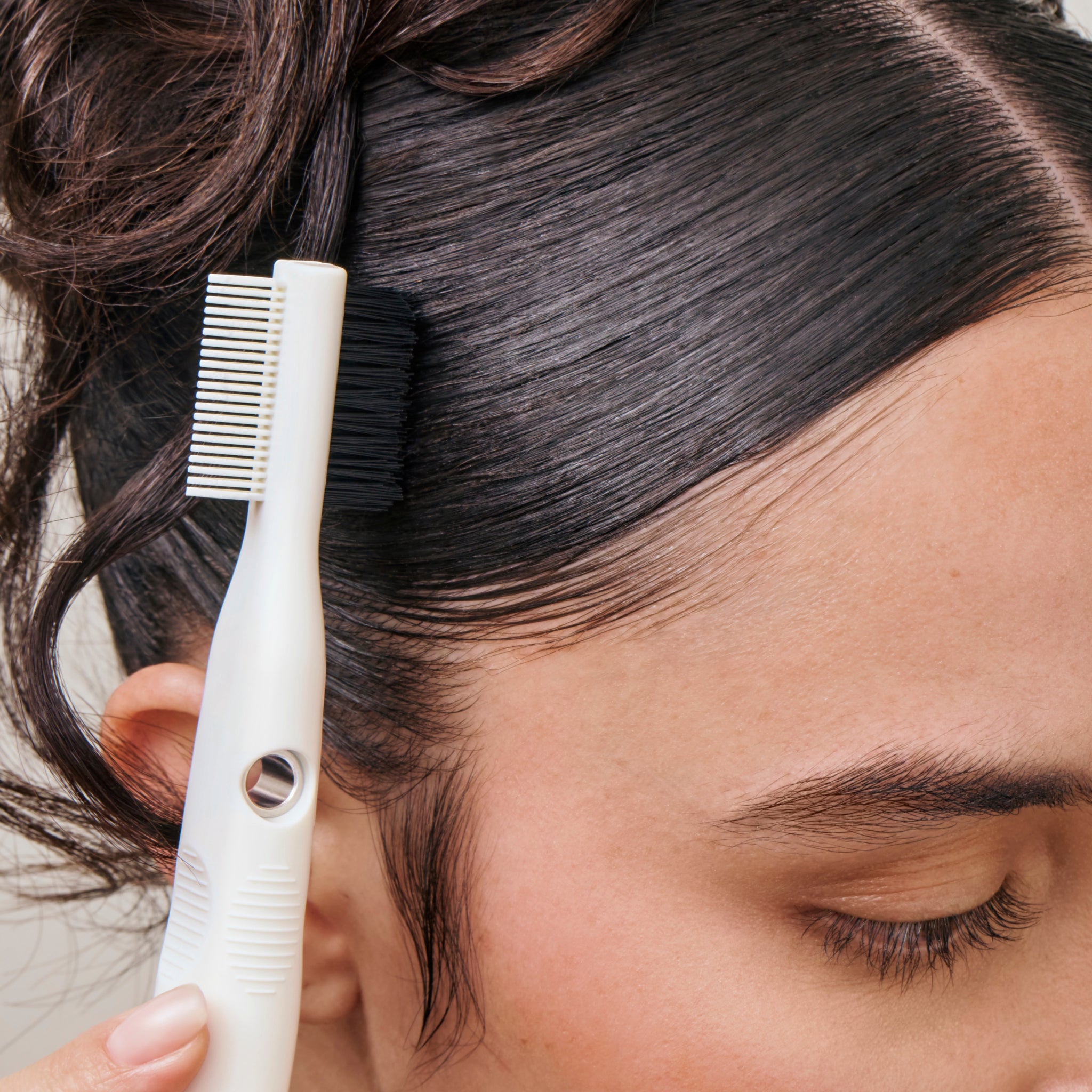 3-in-1 Edge Brush for Hair | Cécred